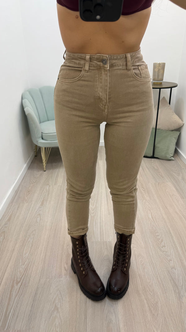 Jeans Mom Crema