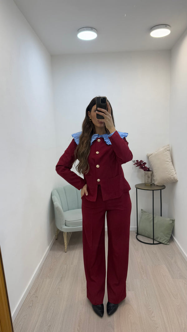 Tailleur Elegance Bordeaux